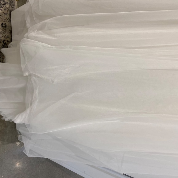 Emily by Untamed Petals - Picture 9 of 15